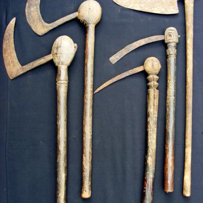 5 Wooden staffs of different designs.Used in traditional dancing ceremonies in the Bobo and Lobi community. L. 47-63 cm.Burkina Faso.